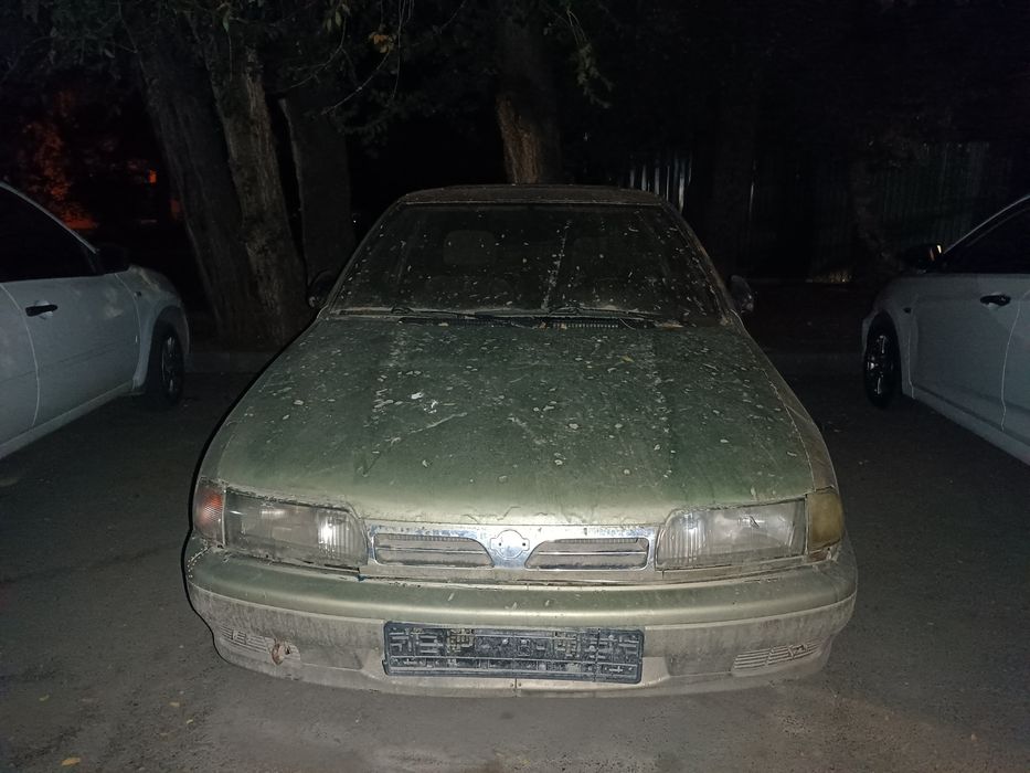 Nissan Primera 1992