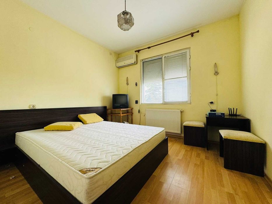 Продава се Хотел в Харманли - 544 кв.м за 589 €/кв.м - Снимка #13