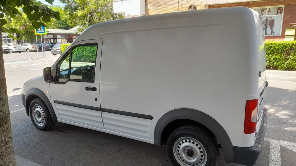 Ford connect  model 2012.