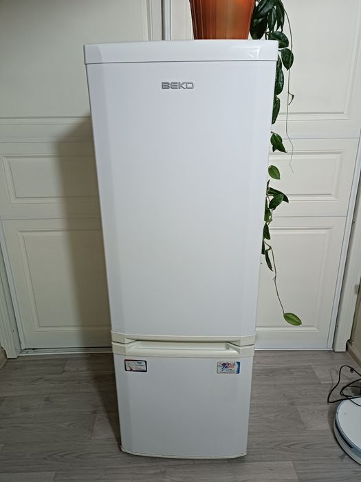 Продам холодильник.