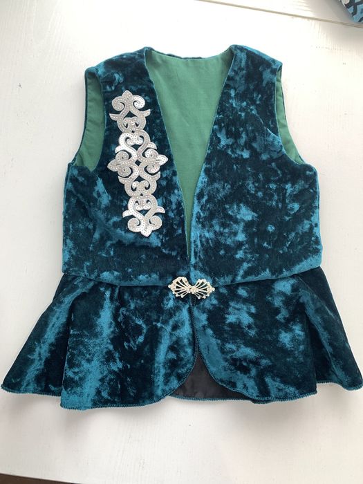 Жилетка ручной работы