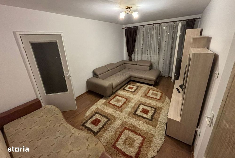 Apartament 2 camere semidecomandate+ balcon, et. 4/10 cu lift, zona Hi