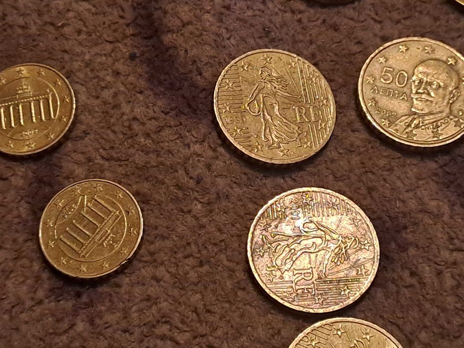Продавам стари  и мови монети