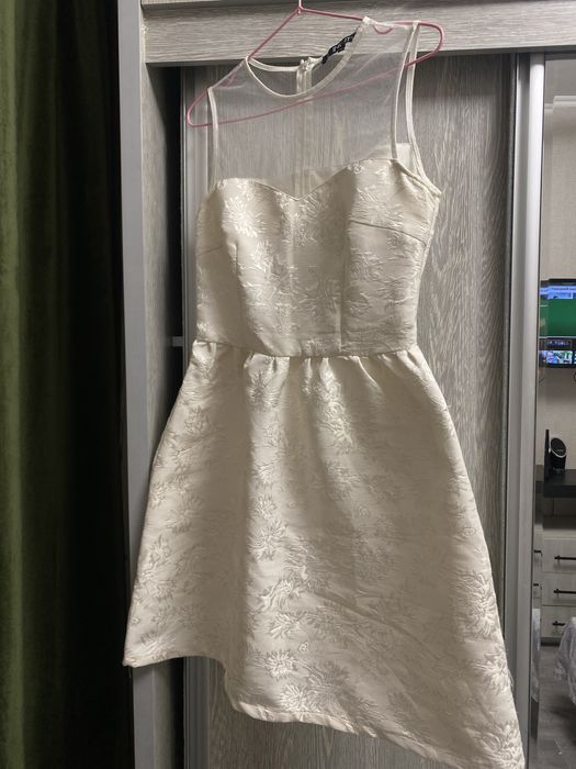 Платье фирмы incity