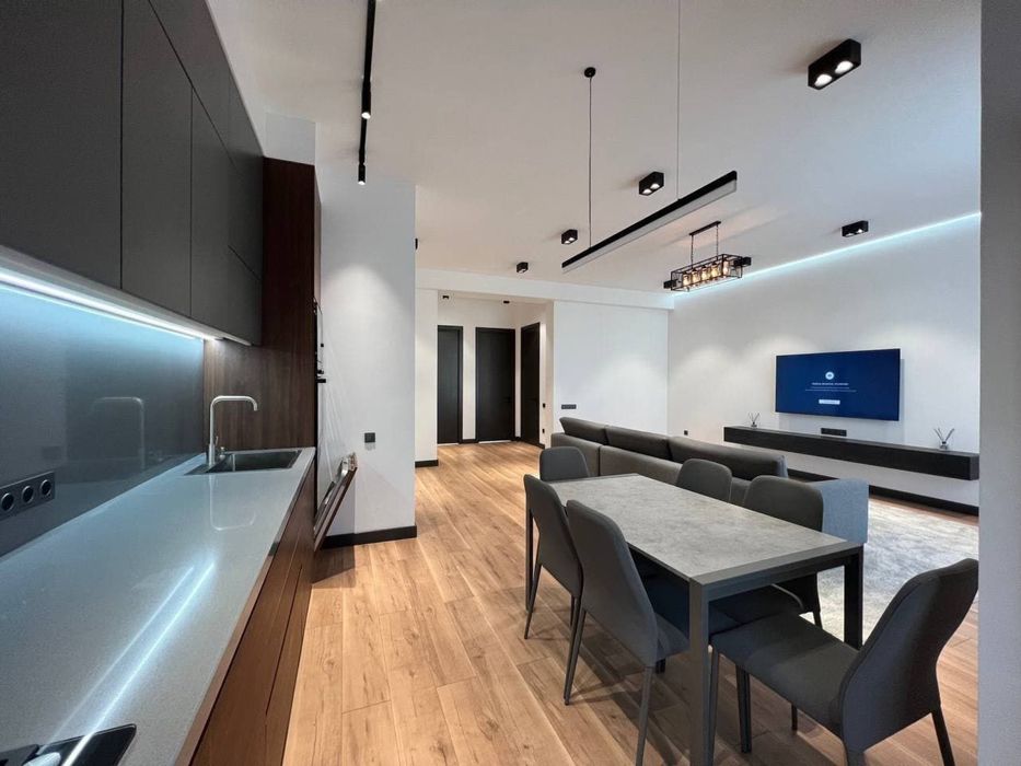 Продаётся Шыкарной Новостройка Парисиен 3/5/8 Hi-Tech Укомплектована.