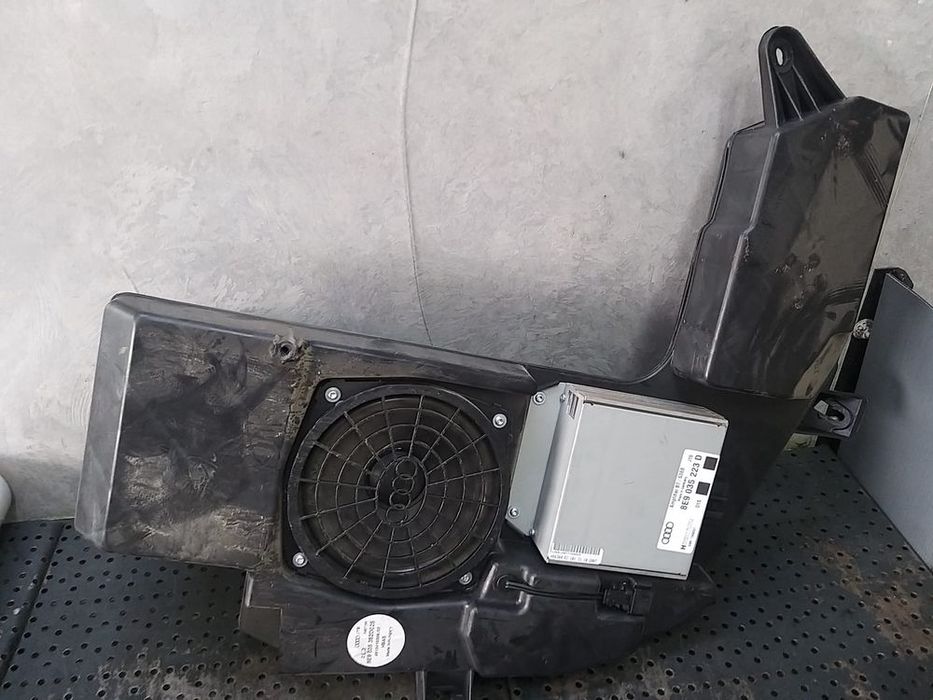 Subwoofer cu amplificator audi a4 b7 8e 8e9035382d 8e9035223d