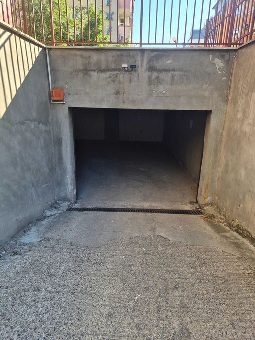 Дава се под наем Гараж / Паркомясто в София, Борово - 16 кв.м за 132.6 € - Снимка #4