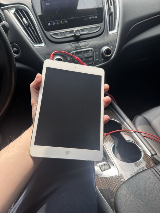 Ipad air 2 срочно 100$