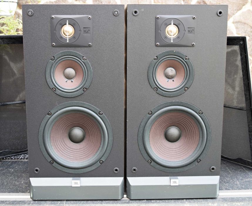 Boxe JBL TLX 25