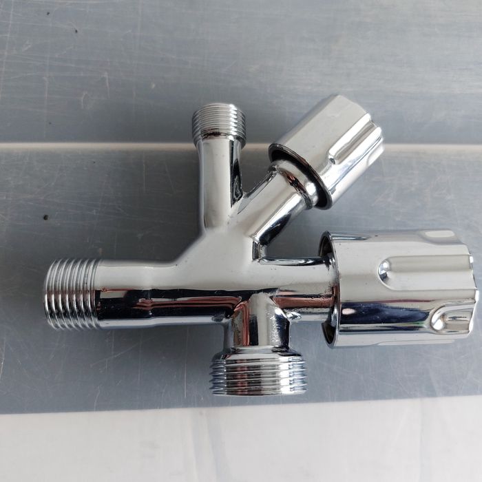 Robineți Colțari baie