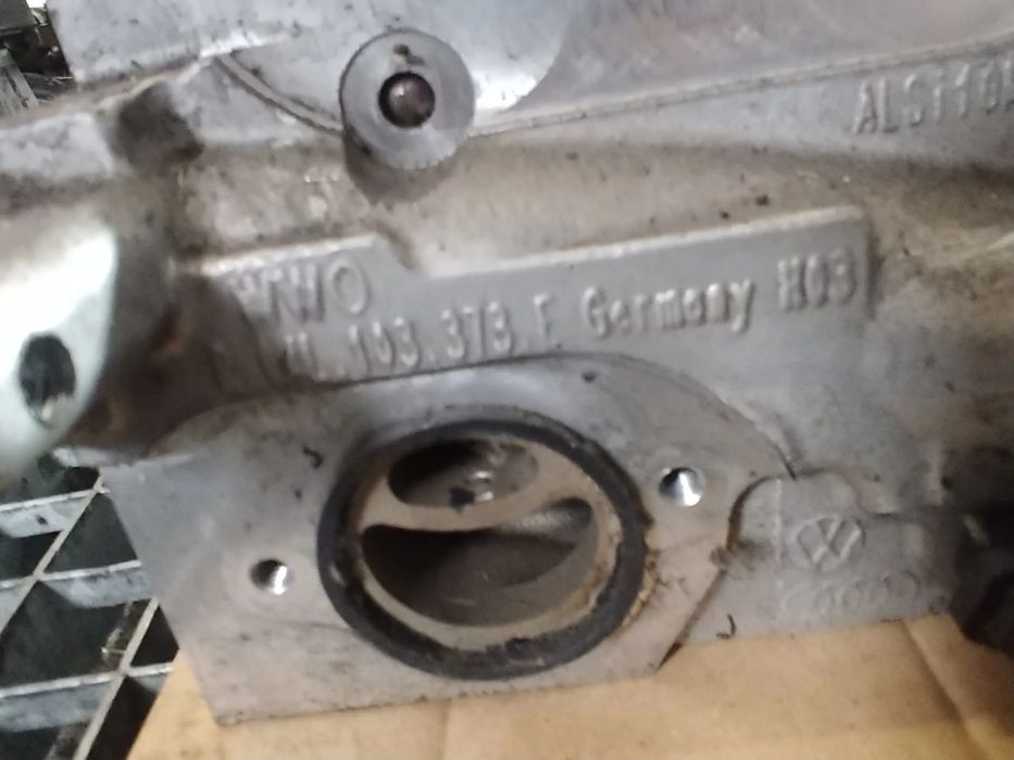 chiulasa 2.0 tdi crb audi a3 8v vw golf 7 seat leon skoda octavia 3  04l103373e