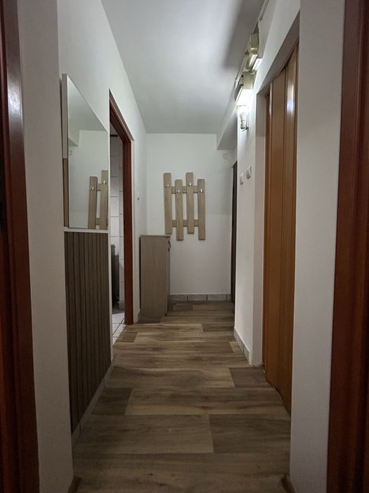 Închiriez apartament 2 camere, etaj 1, Metrou Brâncoveanu / Piața Sudului