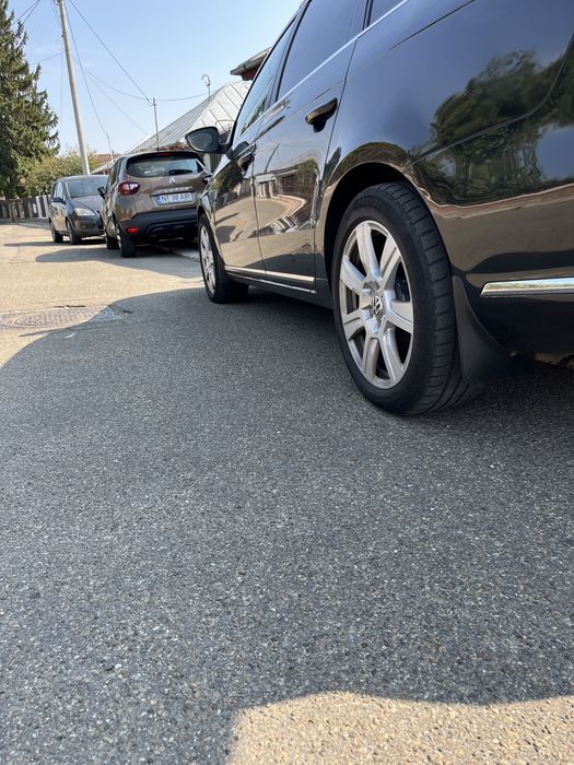 Vand /schimb Jante passat b7/roti r17 /225/50/17 cauciucuri de vara