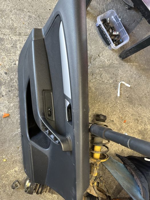 Лява кора за врата тапет пасат б7 2012г отлична