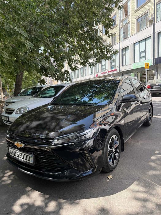 Продается Chevrolet Monza 1.3