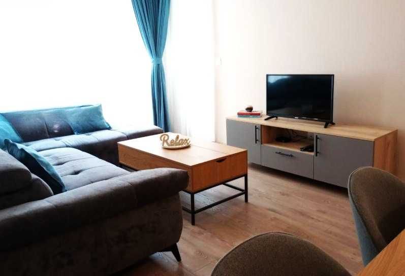 Дава се под наем Двустаен апартамент в София, Изток - 83 кв.м за 750 € - Снимка #2