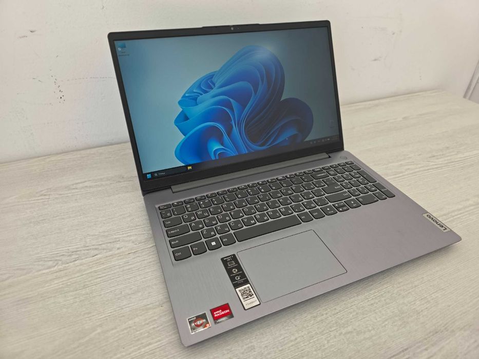 Lenovo IdeaPad 3