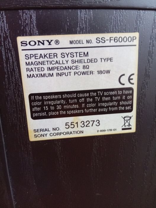 Boxe Sony model SS-F6000P