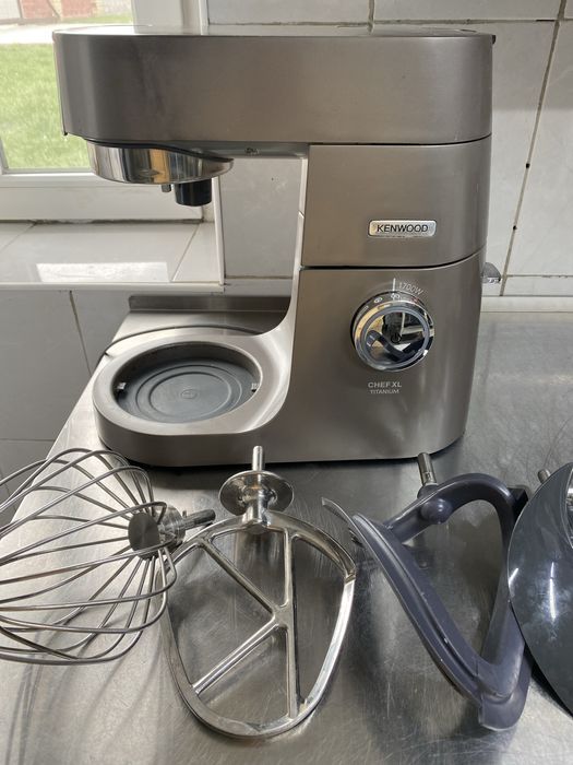 Миксер планетарный Kenwood