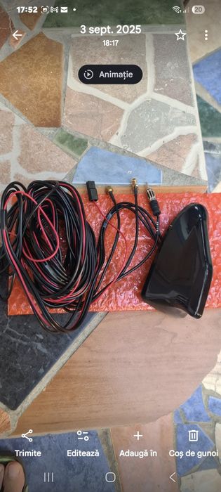 Antena radio auto-coadă de rechin - FM+ GPS+ DAB