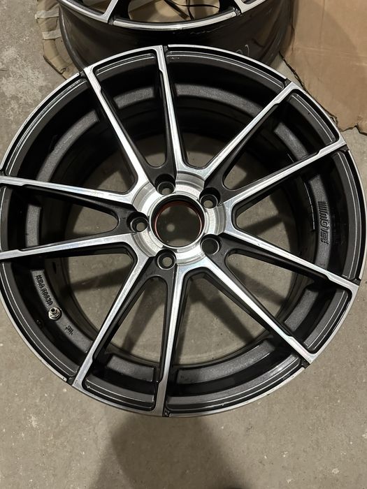 Джанти 18ки Motec Aventus два броя 8J 8.0 x 18 ЕТ40