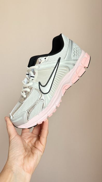 Nike Zoom Womero 5
