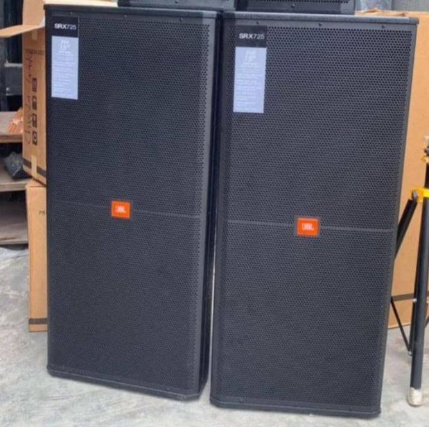 JBL srx725 акустическая система