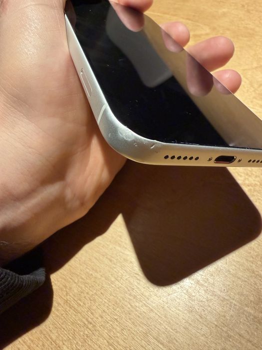 Продам Iphone 17 pro Max 256 GB   590 тысячь тенге