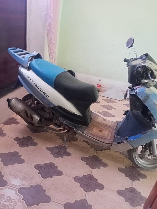 Squter sotiladi yurib duribdi