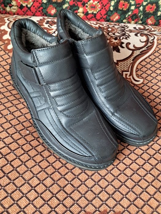 Мужские сапожки новые