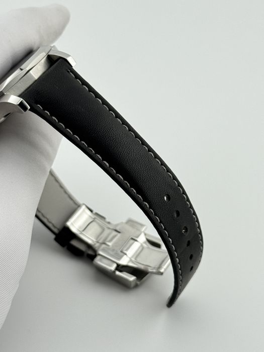 Наручные часы Corum Admirals Cup Legend