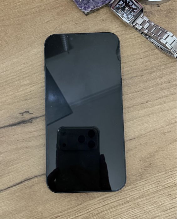 Продам iPnone 13mini