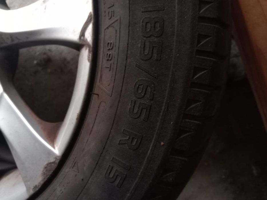 Jante Mazda 185/65 R15