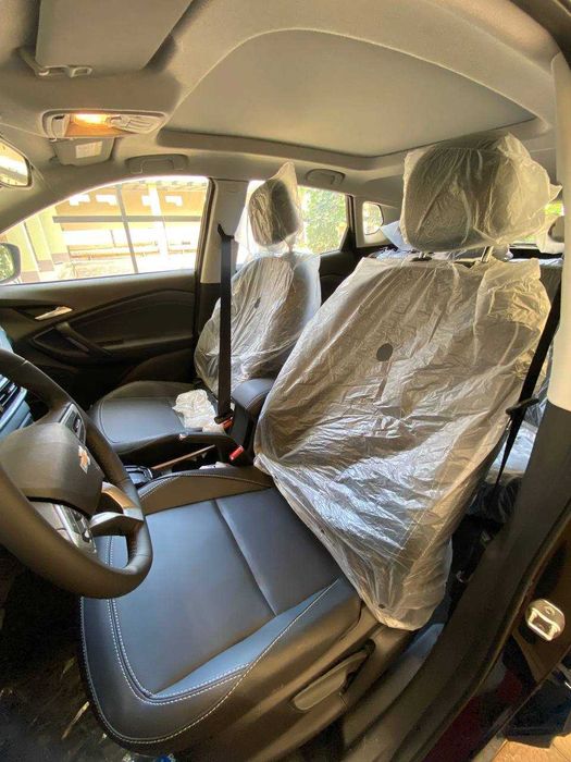 Tracker Premier қора сотилади