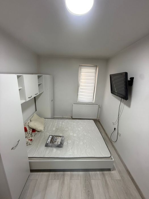 Închiriez Garsonieră  cf 1 Rm Vâlcea