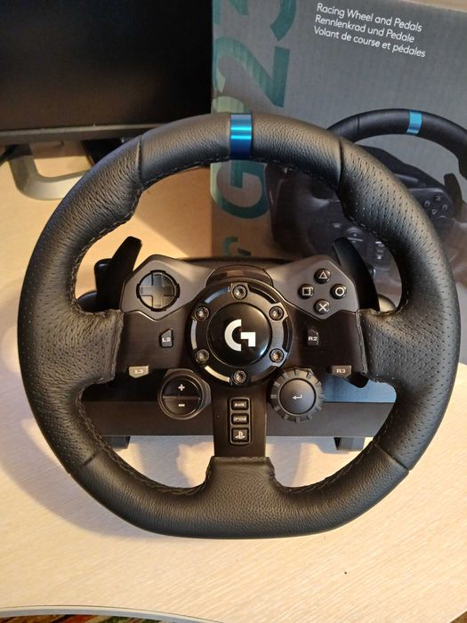 С ГАРАНЦИЯ! Logitech G923 Force Feedback волан със скорости за PC и PS
