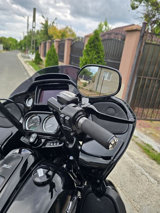 Harley davidson Road glide 114