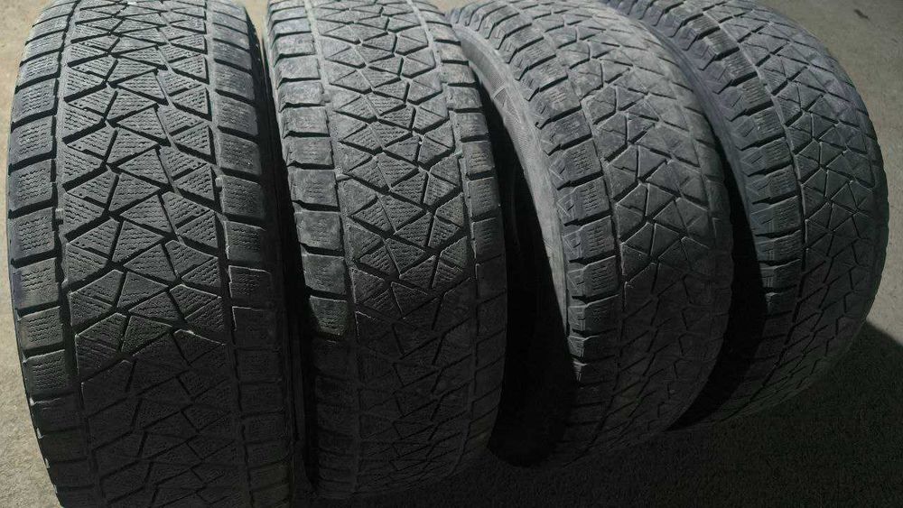 Зимние шины 265/70/R16 Bridgestone dmv2 pajero prado Montero Hilux
