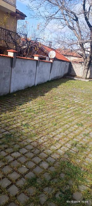 Продава се Двустаен апартамент в Търговище, Център - 62 кв.м за 1193 €/кв.м - Снимка #3