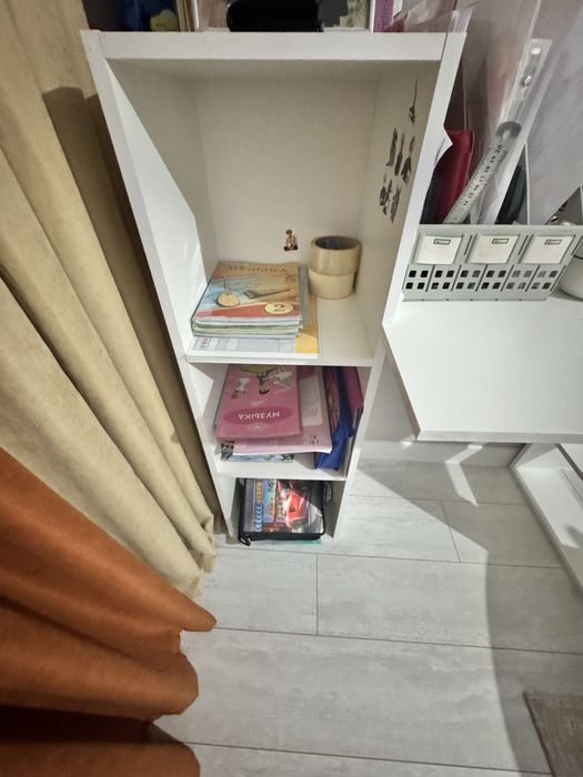 Продам стол-парту