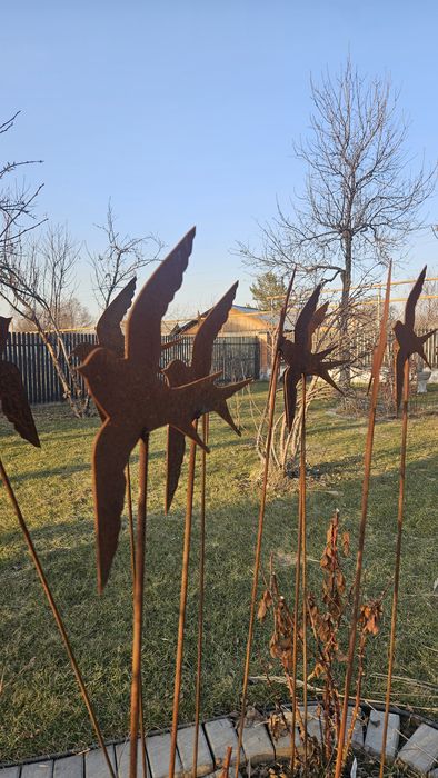 Садовый декор из металла