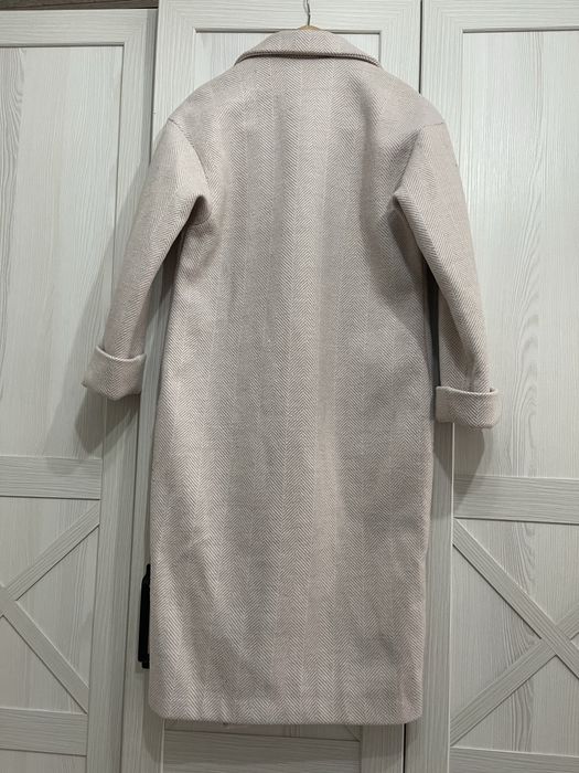 Пальто демисезонная