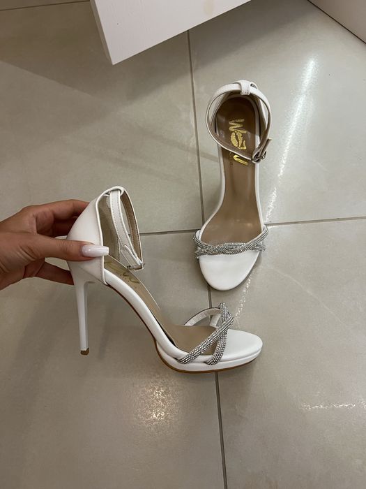 Налични дамски сандали 36 размер