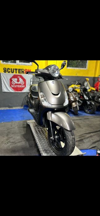 Scuter fara permis pe benzina