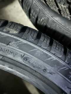 245 40 20 Anvelope iarna noi Triangle EffexWinter  275 35 20