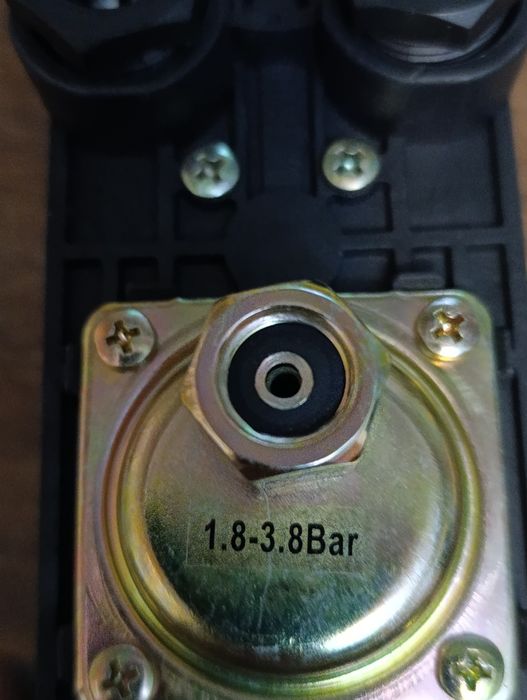 Продам автоматику на водяной насос