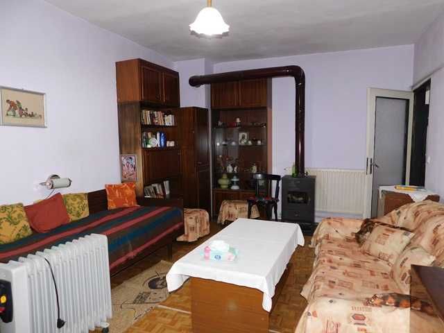 2-ен апартамент, гр. Търговище, кв. Запад 2