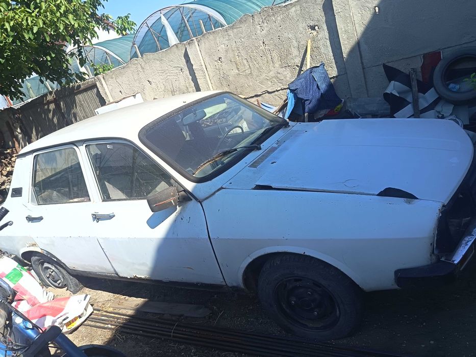Vând Dacia 1300