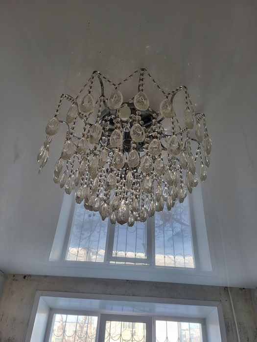 Продам люстру в хорошем