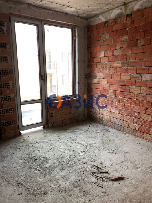 Продава се Къща в Несебър - 550 кв.м за 258 €/кв.м - Снимка #2